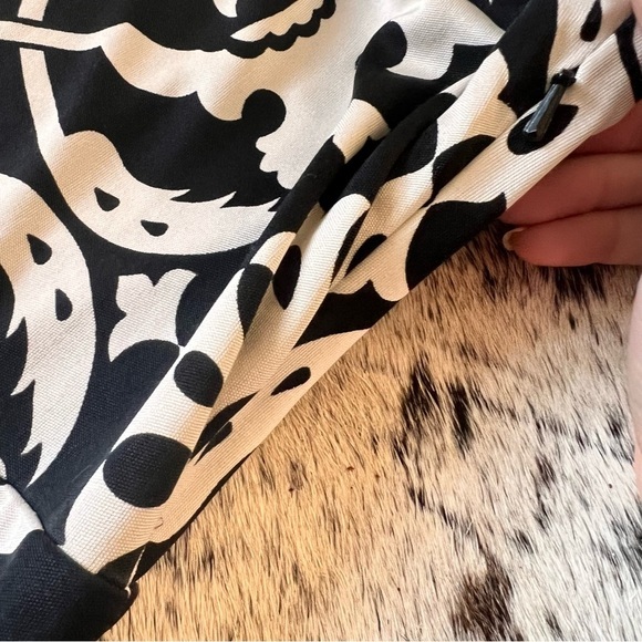 TORY BURCH Printed Black White Silk Dress Women Size Small - Picture 9 of 10